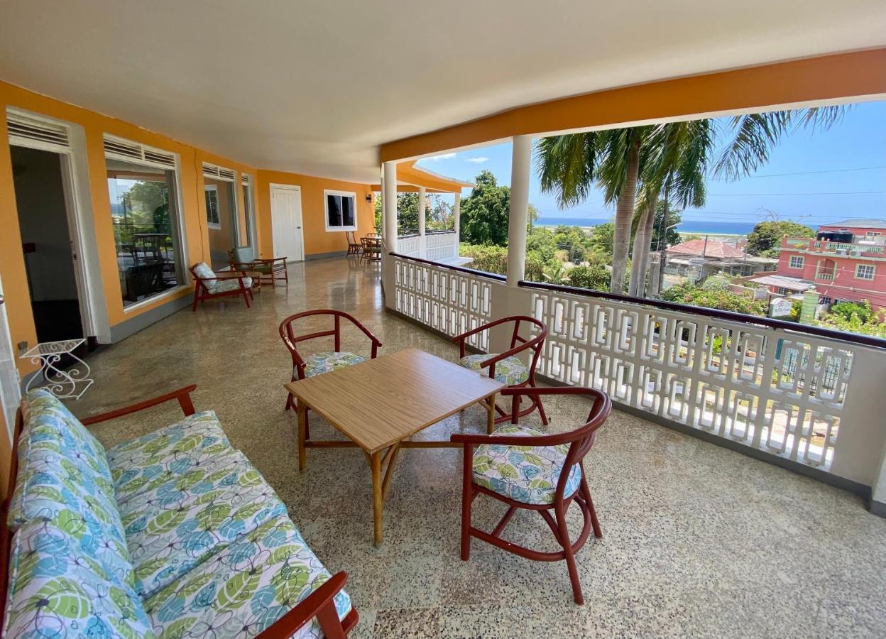 The Blue Orchid B&B Montego Bay Extérieur photo